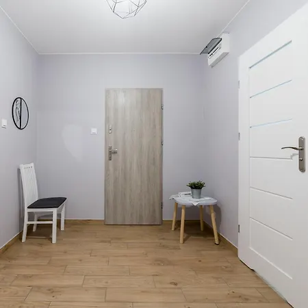 Debiec Pleasant Apartament Poznań