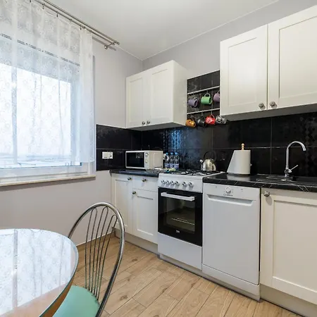 Debiec Pleasant Apartament